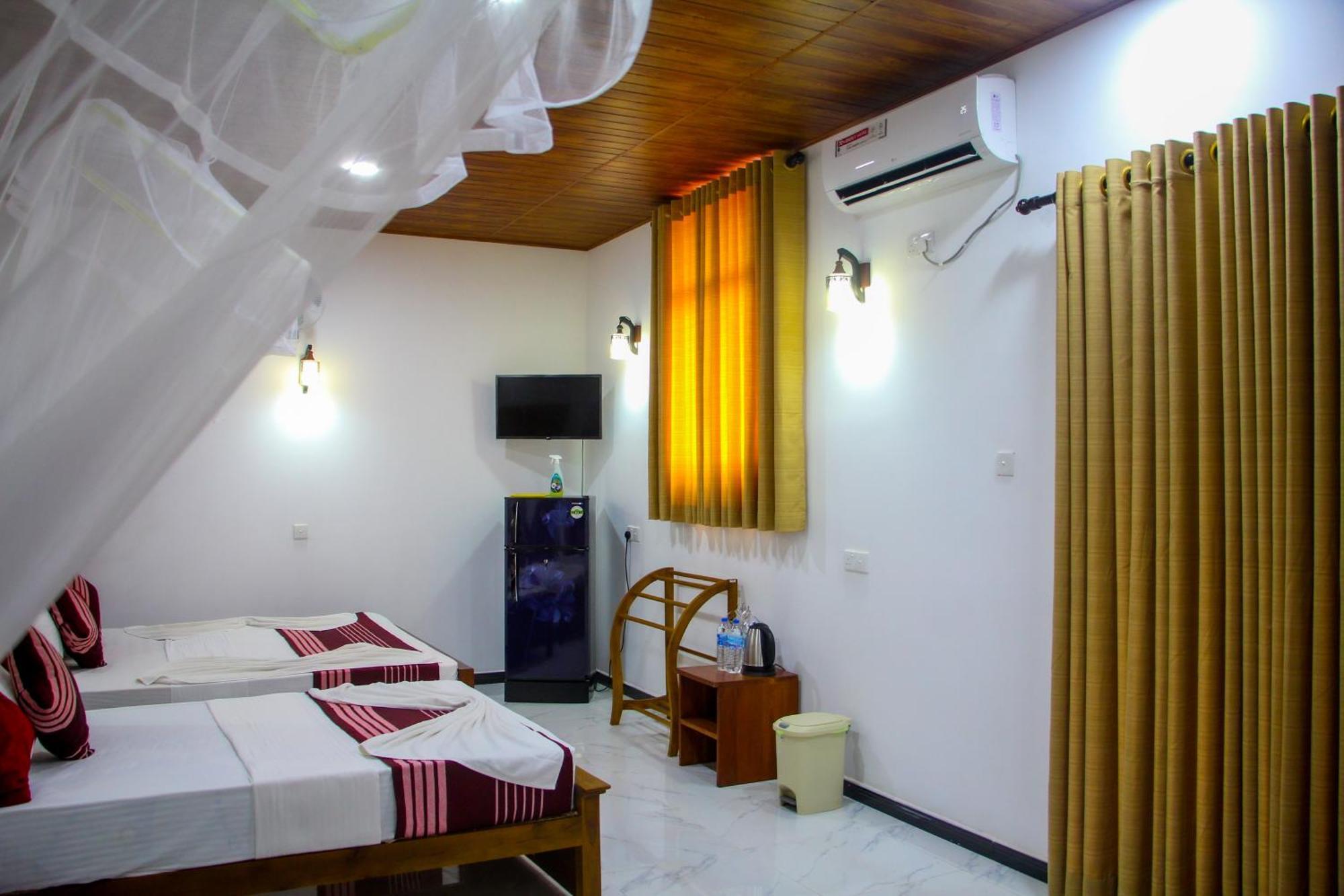 Sigiriya Peacock Homestay Esterno foto